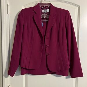 Le Suit Set Womens 6 Wine Pleated Blazer and Skirt